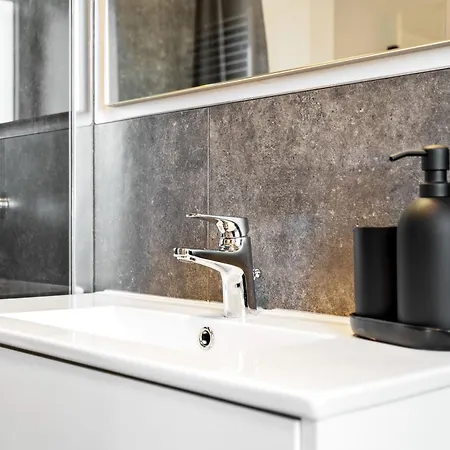 Hostel Dormitory In Imma Chic Coliving Spaces *